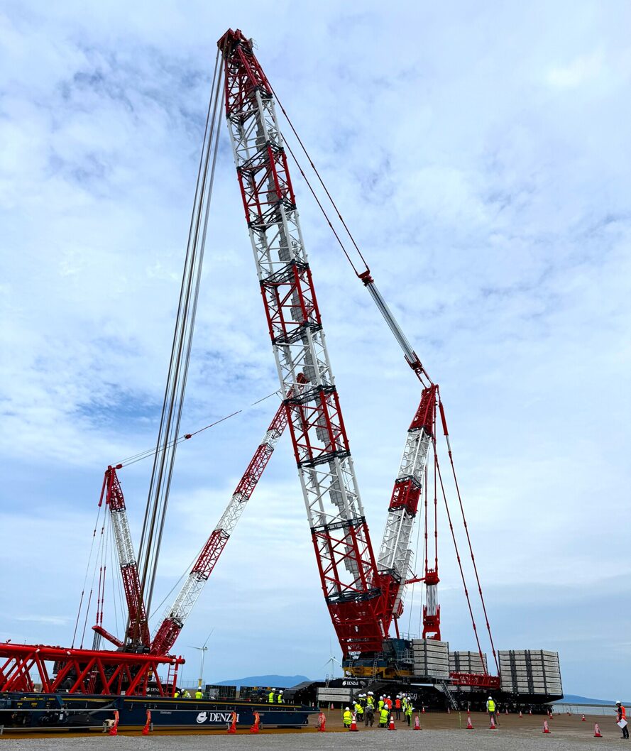 2,500tクローラークレーン等の報道関係者向け現地説明会を実施いたし